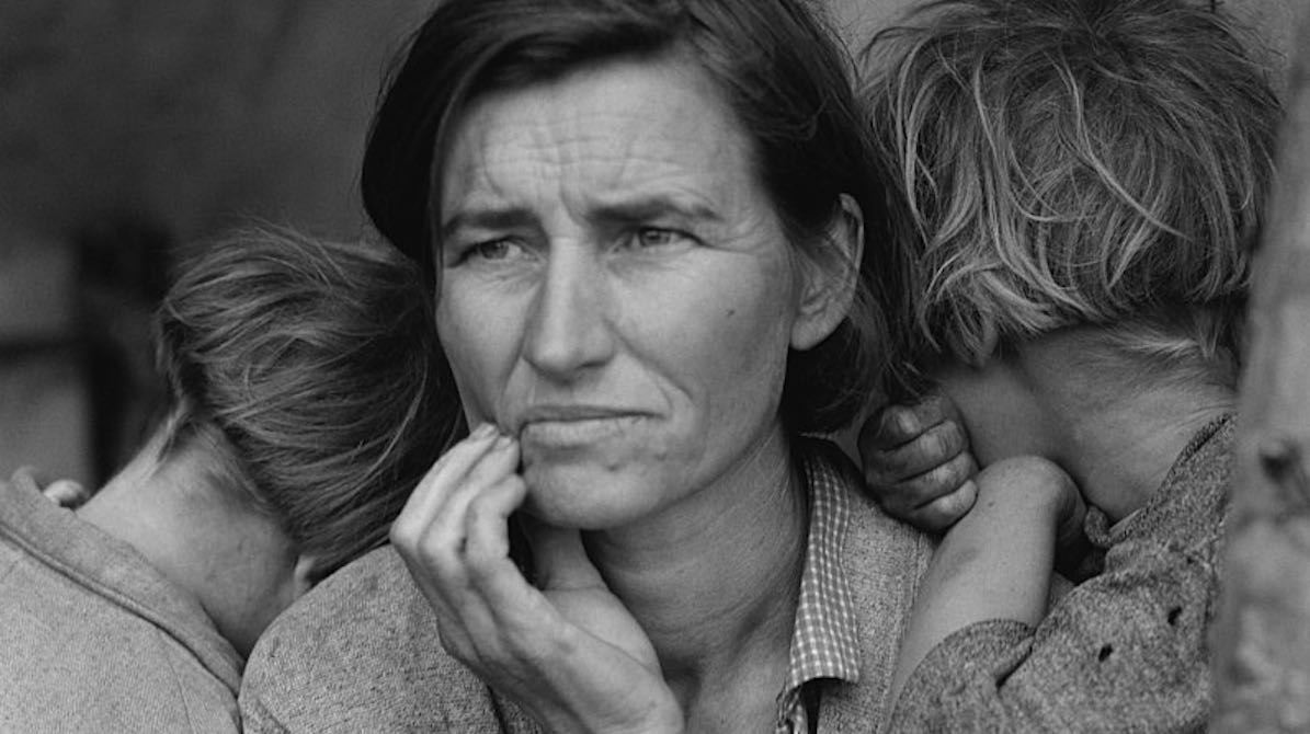 Dorothea Lange's Migrant Mother depicts destitute pea pickers in California, centering on Florence Owens Thompson, a mother of seven children. Photo: Courtesy of Dorothea Lange / Museum of Modern Art